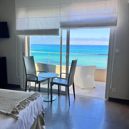Serenada 3* Algajola (Corsica)