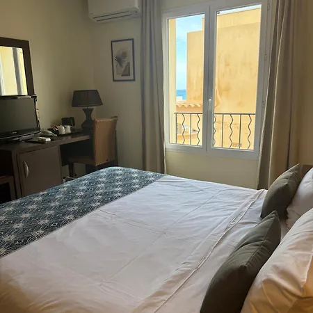 Serenada Hotel
