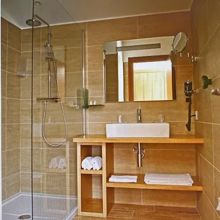 Serenada Hotel 3*