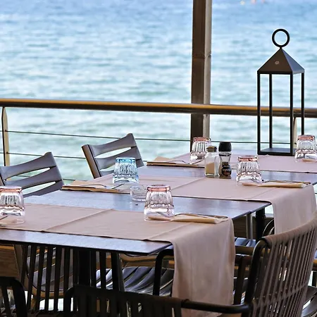Serenada 3* Algajola (Corsica)