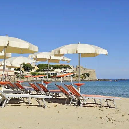 Serenada Hotel Algajola (Corsica)