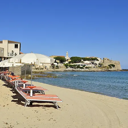 Serenada 3* Algajola (Corsica)